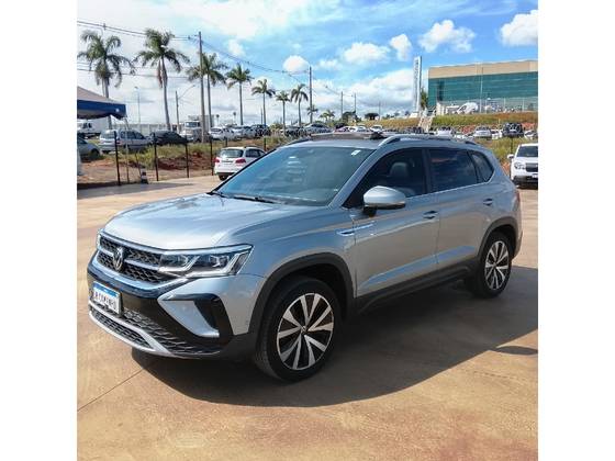 VOLKSWAGEN TAOS 1.4 250 TSI TOTAL FLEX HIGHLINE AUTOMÁTICO